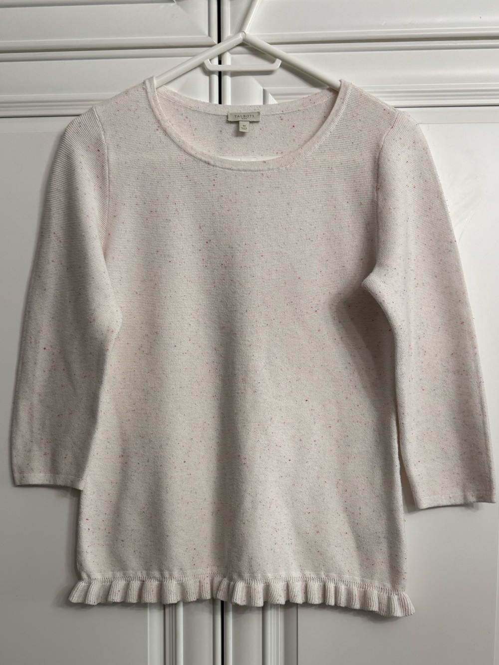 Talbots Factory Size M Cream Speckled Crew-Neck Sweater w/Ruffle Hem 3/4 Sleeves